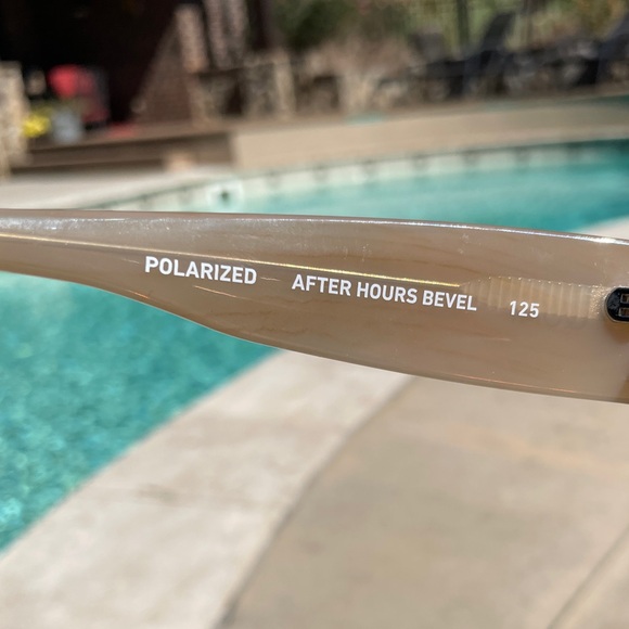 QUAY After Hours Bevel Sunglasses Polarized Ivory Tortoise Frame Brown Lens NWOT - Picture 6 of 9